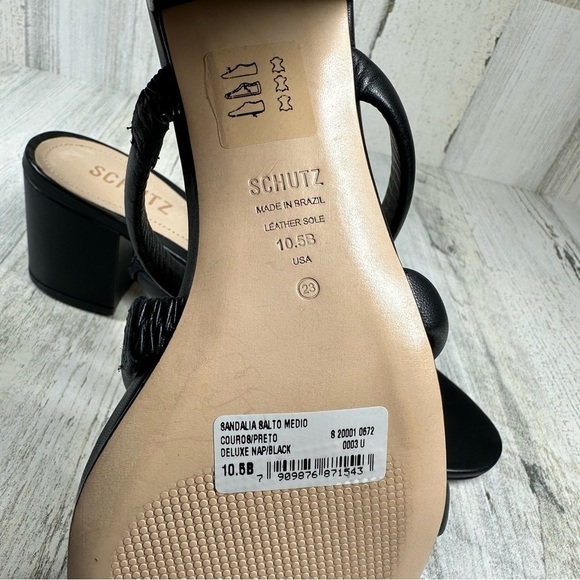 New Schutz Olly Strappy Block Heel Sandal in Blacke #789 - Picture 10 of 12